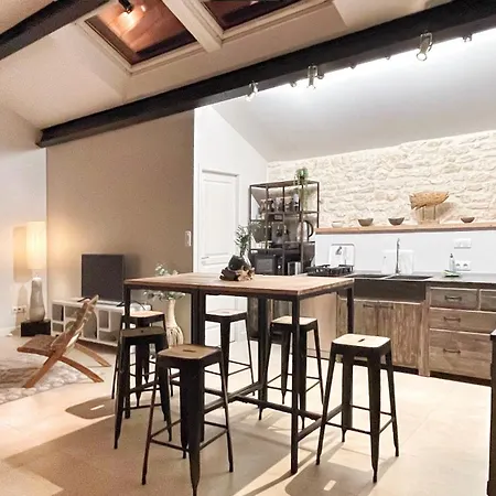 Maison De Caractere Avec Piscine 빌라 *