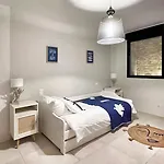 Maison De Caractere Avec Piscine Villa *
