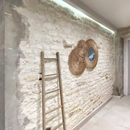 Maison De Caractere Avec Piscine Villa *