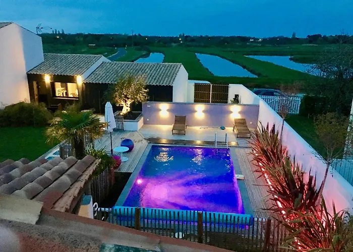 Maison De Caractere Avec Piscine