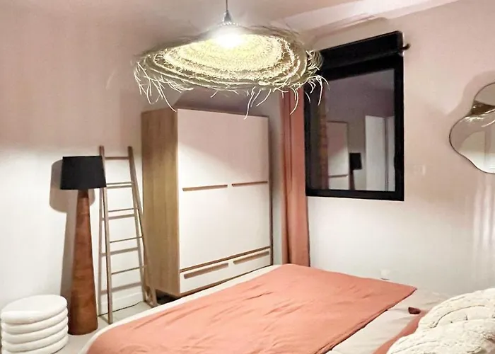 Villa Maison De Caractere Avec Piscine