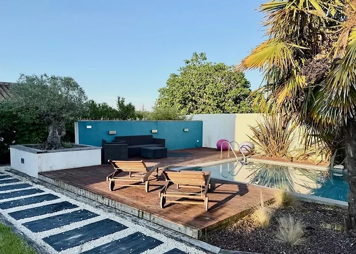 Maison De Caractere Avec Piscine