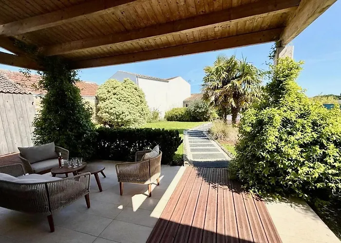 Maison De Caractere Avec Piscine